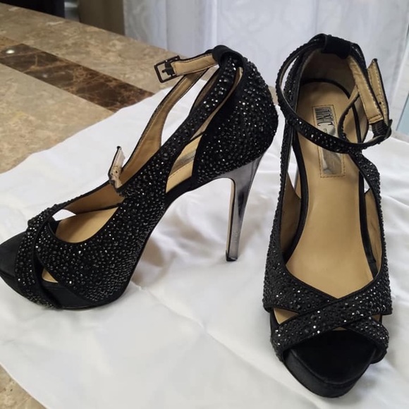 Heels $20 a pair - Picture 3 of 7